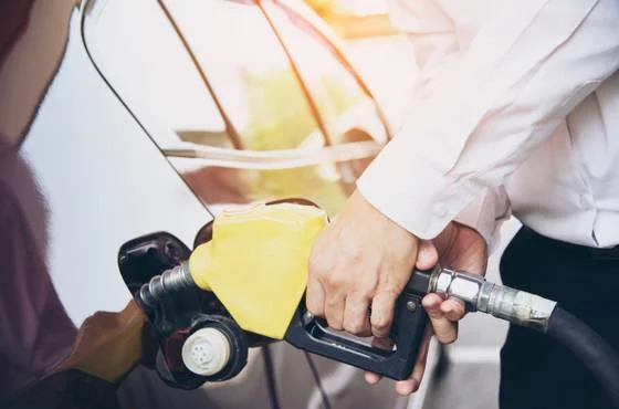 Economia de Combustível: Dicas Práticas para Seu Carro Economia de Combustível: Dicas Práticas para Seu Carro